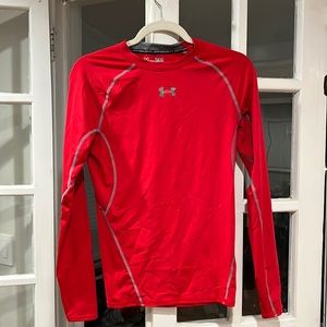 Under armor shirt